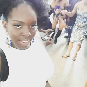 Meet your Posher, Janelle